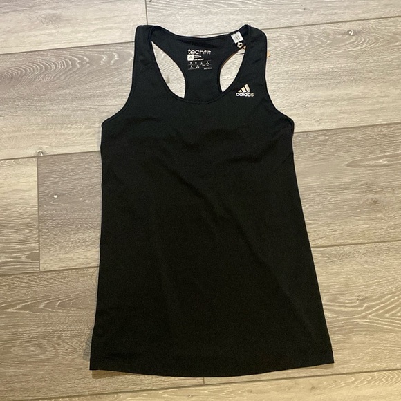 BLACK Adidas Racerback Women’s techfit Tank size M - Picture 1 of 7